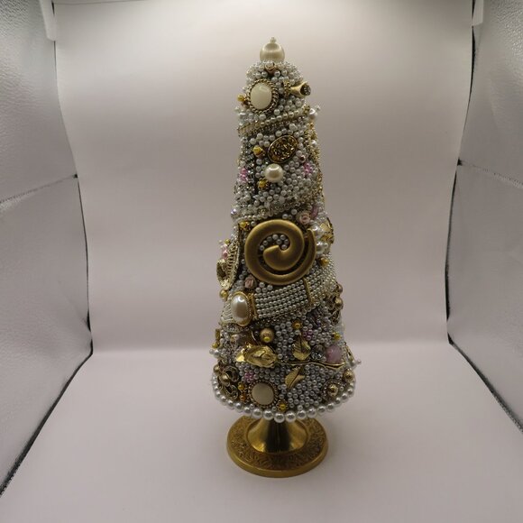 Hand crafted Upcycled Vintage to Modern Jewelry Christmas Tree - Picture 3 of 10